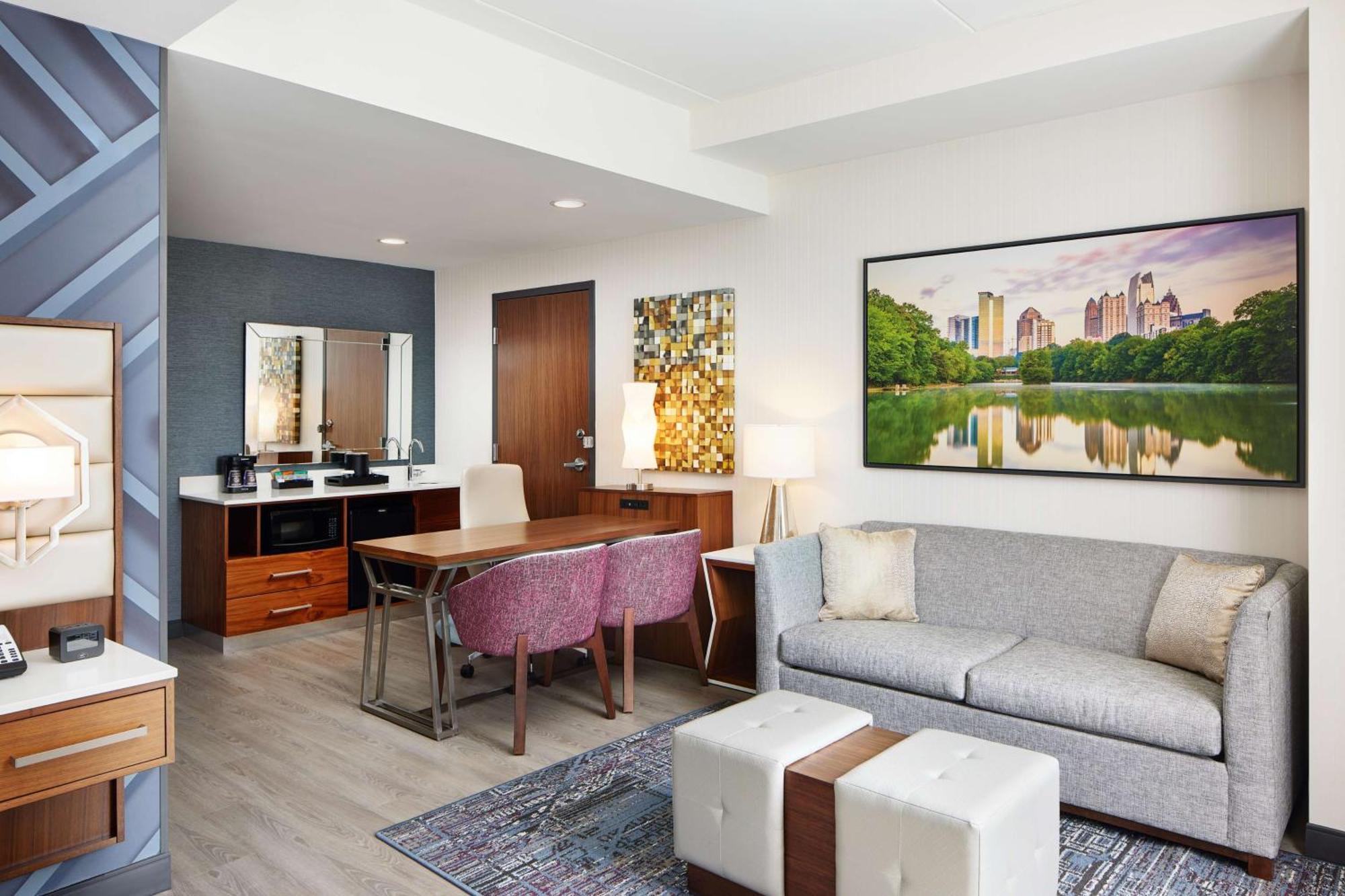 Embassy Suites By Hilton Atlanta Airport North Hapeville Екстериор снимка