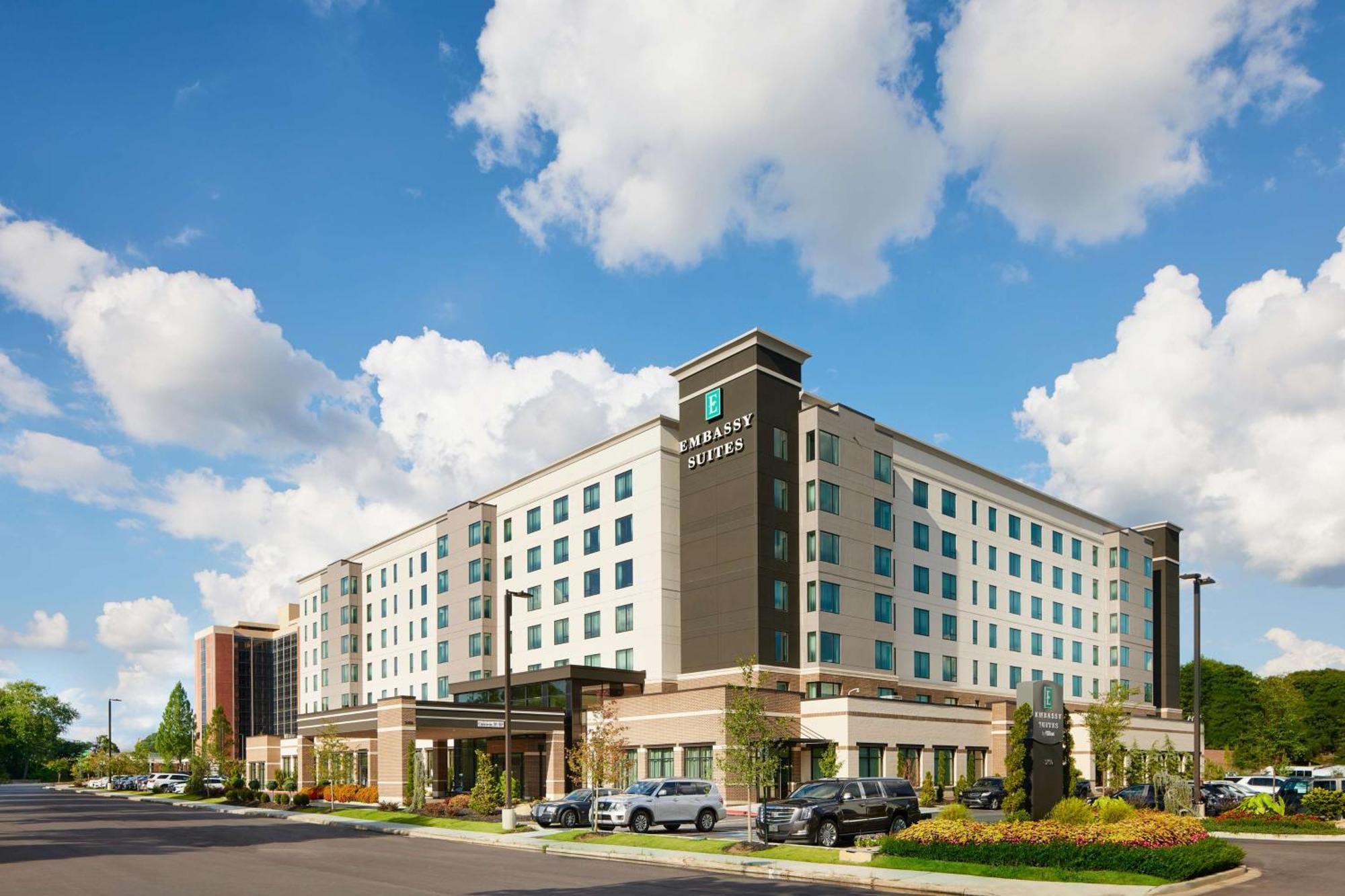 Embassy Suites By Hilton Atlanta Airport North Hapeville Екстериор снимка